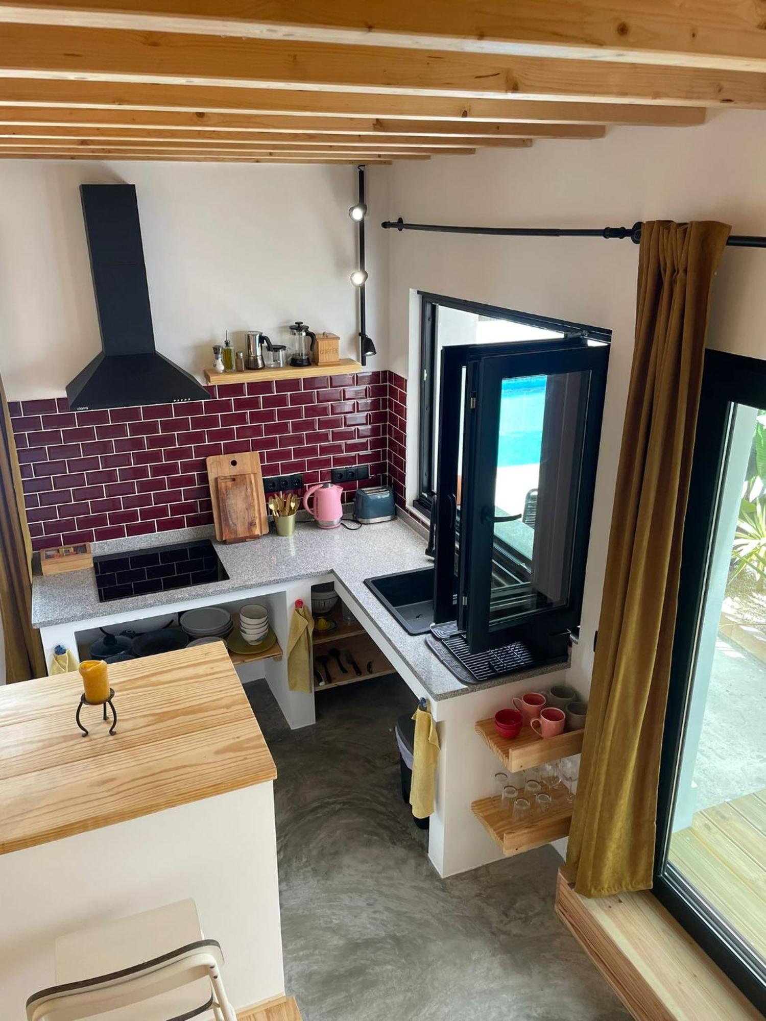 Ideal Summer Cabin 1 Km From Arrifana Beach ألخيزور المظهر الخارجي الصورة